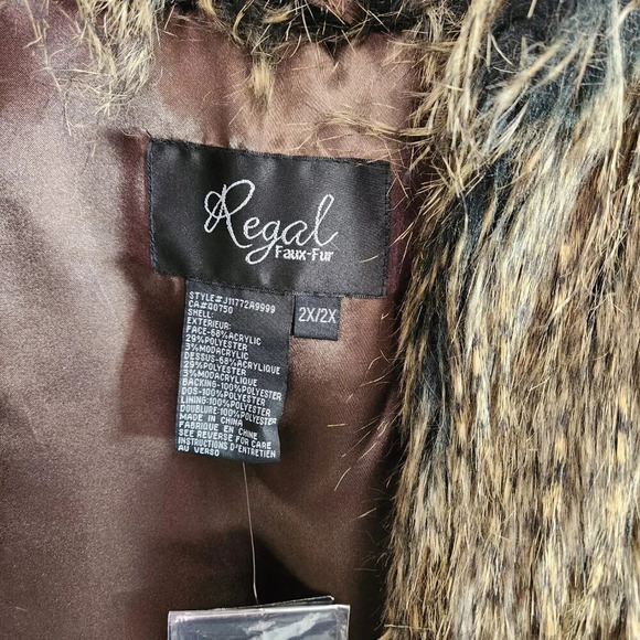 Regal Faux Fur Brown Vest w/ Hat Womens 2XL NWT - Picture 8 of 15